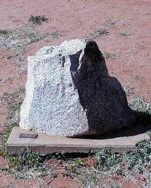 Destructo Monument - Palm Beach Accommodation 0