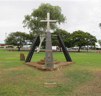 Richmond War Memorial - Palm Beach Accommodation