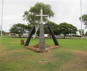 Richmond War Memorial - Palm Beach Accommodation 0