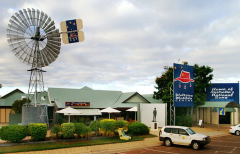 Waltzing Matilda Centre - Palm Beach Accommodation 3