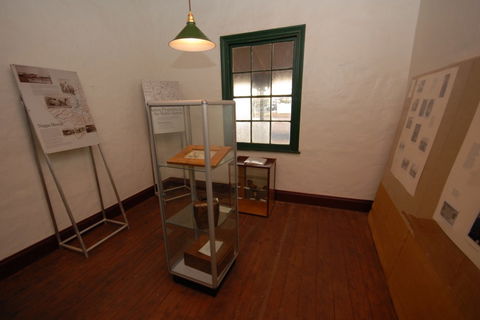 Leahy Historical House - Palm Beach Accommodation 2