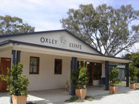 Oxley VIC Palm Beach Accommodation