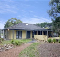 Ponda Estate - Palm Beach Accommodation