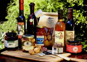 North East Valleys Food And Wine - Palm Beach Accommodation 0
