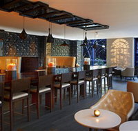 Conservatory Bar - Palm Beach Accommodation