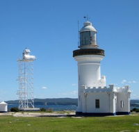 Point Perpendicular Lighthouse and Lookout - Palm Beach Accommodation