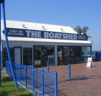 Innes Boatshed - Palm Beach Accommodation