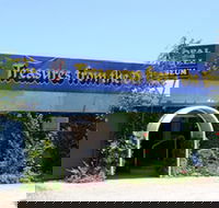 Treasures from the Deep - Opal and Shell Museum - Palm Beach Accommodation