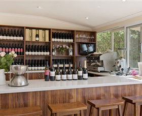 Coombe Yarra Valley - Palm Beach Accommodation 2