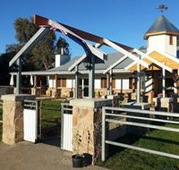 Flyfaire Wines - Palm Beach Accommodation