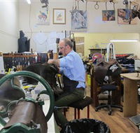 Lindsay Miller Saddlery and Harness - Palm Beach Accommodation