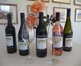 McKellar Ridge Wines - Palm Beach Accommodation 0