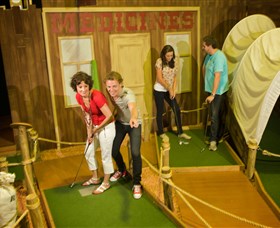 Mega Mini Golf - Palm Beach Accommodation 1