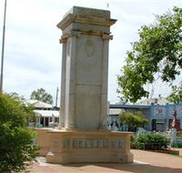 Charleville War Memorial - Palm Beach Accommodation
