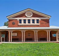 Cobar Heritage Walk - Palm Beach Accommodation