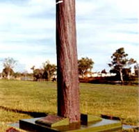 The Flood Memorial or The Stump - Palm Beach Accommodation