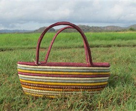 Injalak Arts And Crafts - Palm Beach Accommodation 1