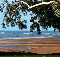 Beachfront Hotel - Palm Beach Accommodation
