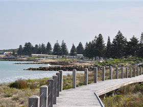 South East And Limestone Coast SA Palm Beach Accommodation