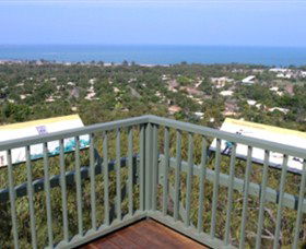 Roy (Malpi) Marika Lookout - Palm Beach Accommodation 1
