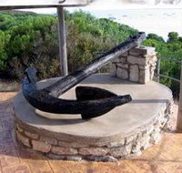 Geltwood Anchor Memorial - Palm Beach Accommodation