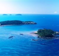 Barnard Island Group National Park - Palm Beach Accommodation