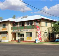 Francis Hotel Thallon - Palm Beach Accommodation