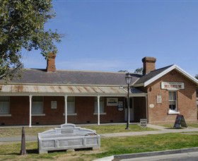 Echuca Historical Society Museum & Archive - Palm Beach Accommodation 3