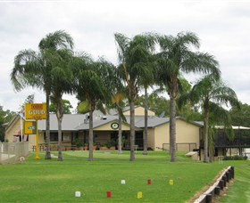 Moree Golf Club - Palm Beach Accommodation 2