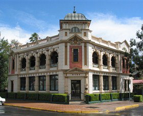 Moree Plains Gallery - Palm Beach Accommodation 1