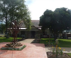 Rich Glen Olives - Palm Beach Accommodation 3