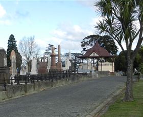 Ballarat General Cemeteries - Palm Beach Accommodation 5