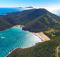 Basil Bay on Keswick Island - Palm Beach Accommodation