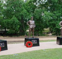 VC Memorial Park - Honouring Our Heroes - Palm Beach Accommodation