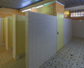 Inland Waters Holiday Parks Mookerawa Waters - Palm Beach Accommodation 1