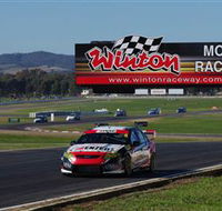 Winton Motor Raceway - Palm Beach Accommodation