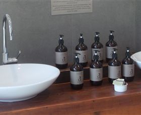 Dindi Naturals - Palm Beach Accommodation 2