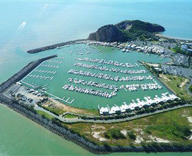 Keppel Bay Marina - Palm Beach Accommodation 0