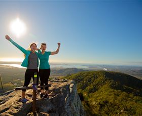 Mount Larcom QLD Palm Beach Accommodation