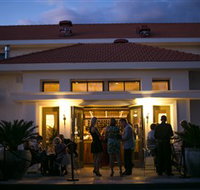 Parlour Wine Room - Palm Beach Accommodation