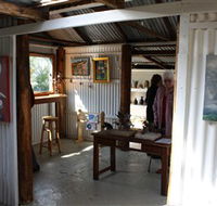 Tin Shed Gallery - Palm Beach Accommodation