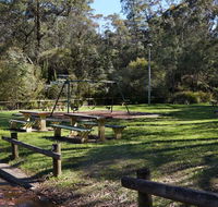 Gordon Falls lookout and picnic area - Palm Beach Accommodation
