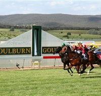 Goulburn and District Racing Club - Palm Beach Accommodation