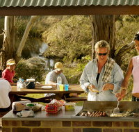 Apsley Falls picnic area - Palm Beach Accommodation
