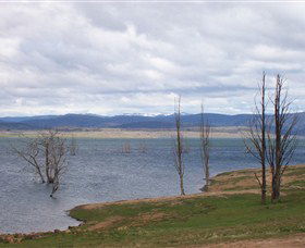 Lake Eucumbene - Palm Beach Accommodation 0