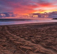 Mon Repos Beach - Palm Beach Accommodation