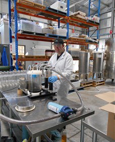 Hunter Distillery - Palm Beach Accommodation 1