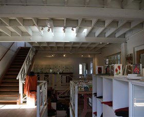 Bay Tree Gallery - Palm Beach Accommodation 1