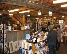 Bendooley Estate Book Barn - Palm Beach Accommodation 1