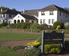 Moss Vale Golf Club - Palm Beach Accommodation 0